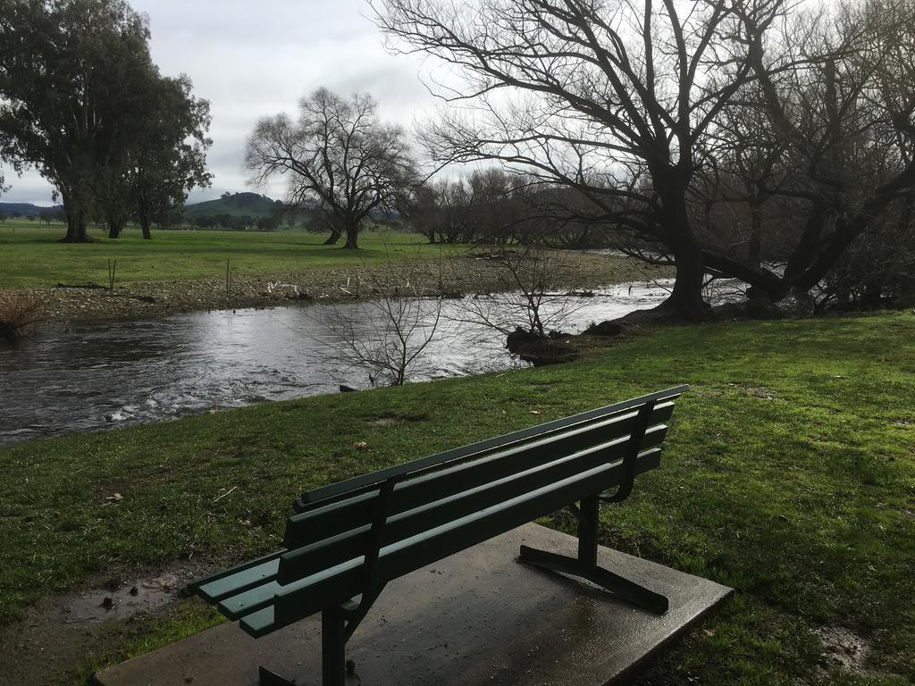 Colac Colac Caravan Park Corryong Buitenkant foto